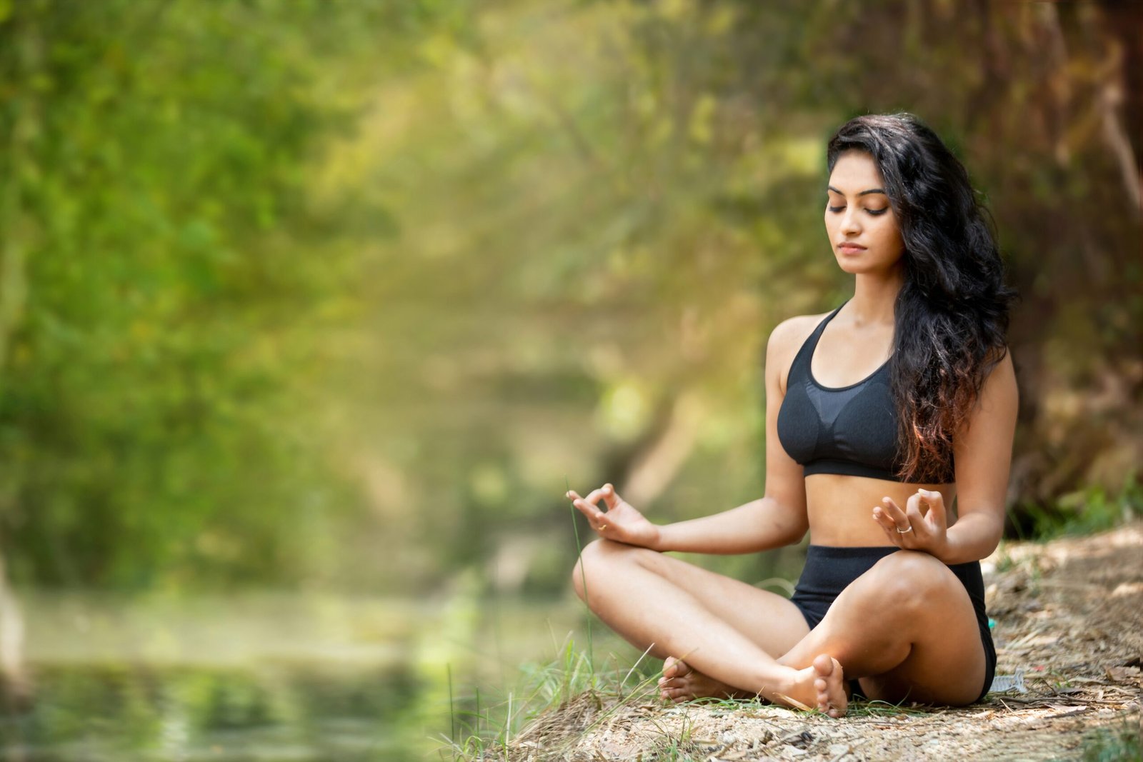 Happy with Yoga Practice Review & Ervaringen: Is Dit Online Yogaplatform Het Waard?